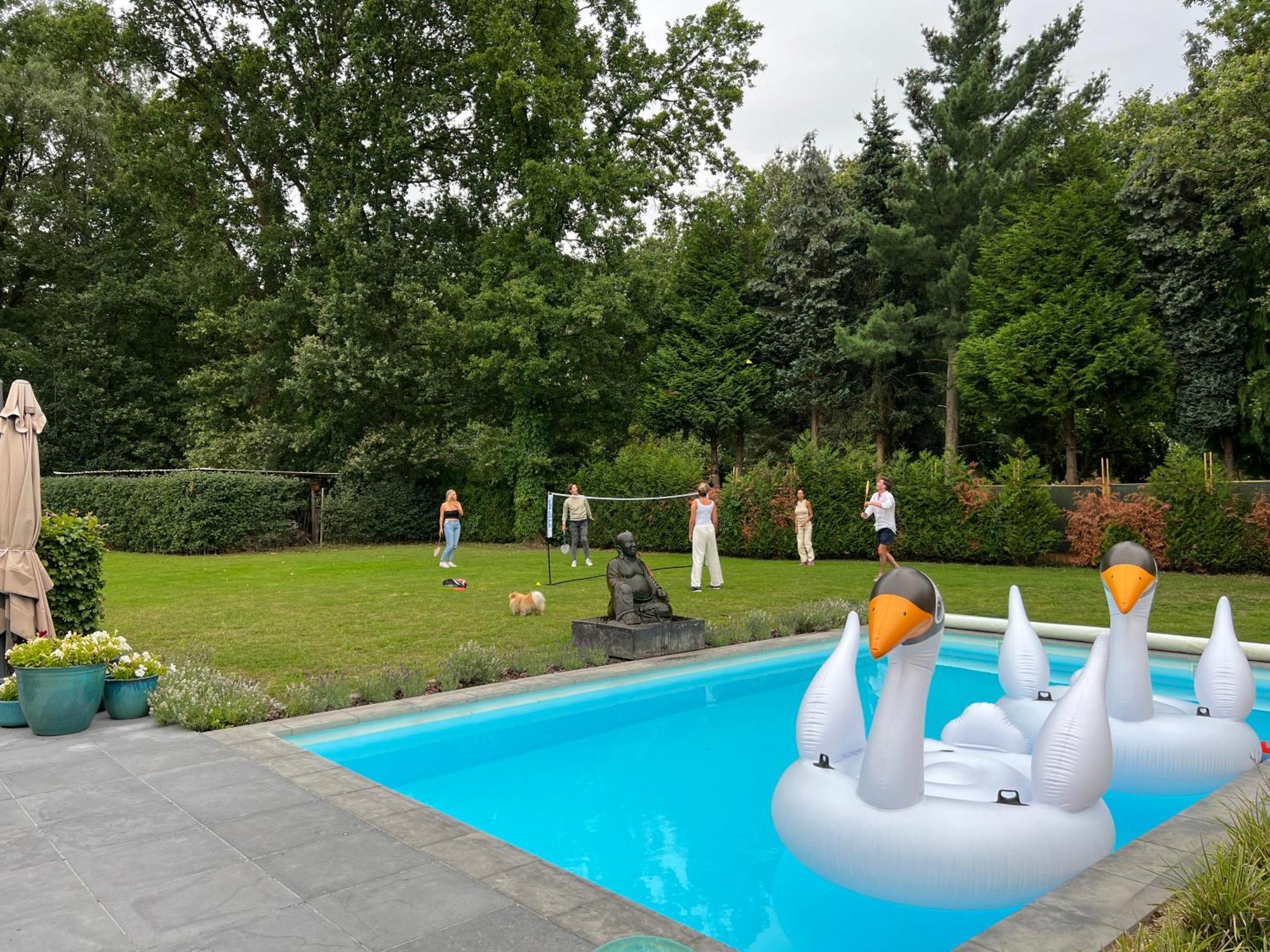 Het Herenhuis ゲンク エクステリア 写真